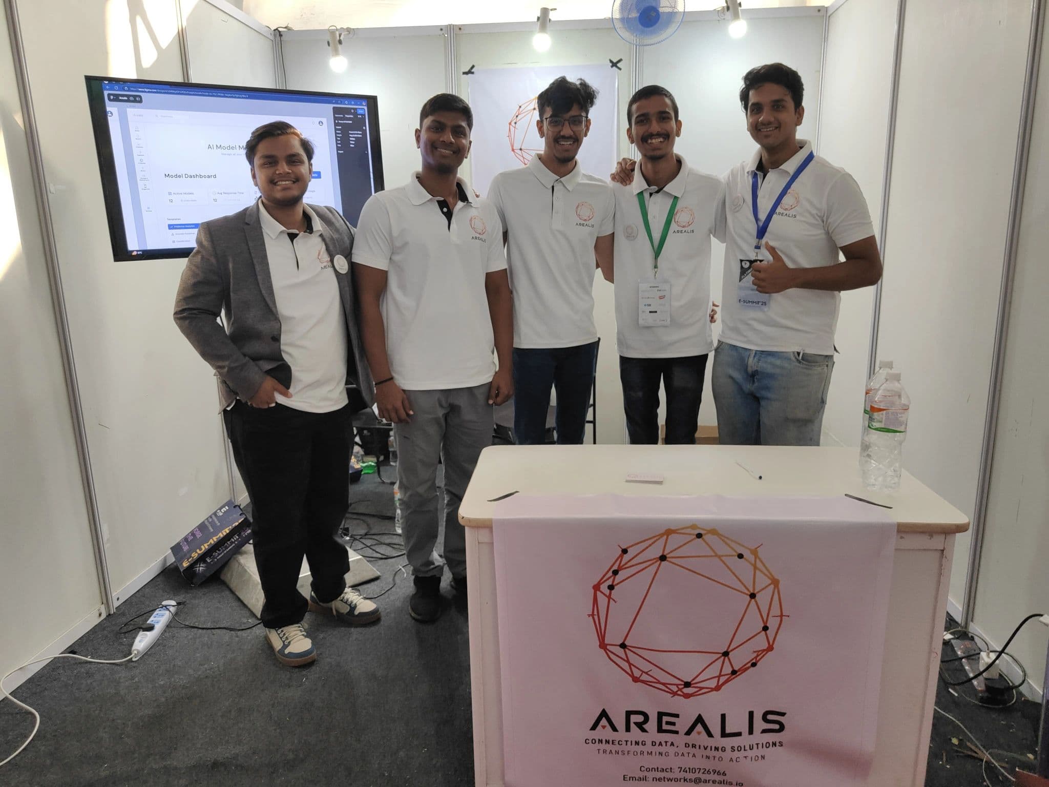IIT Bombay National Showcase - Arealis team at E-SUMMIT